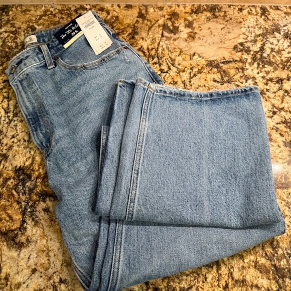 Curve Love High Rise 90s Relaxed Jean - Picture 1 of 5